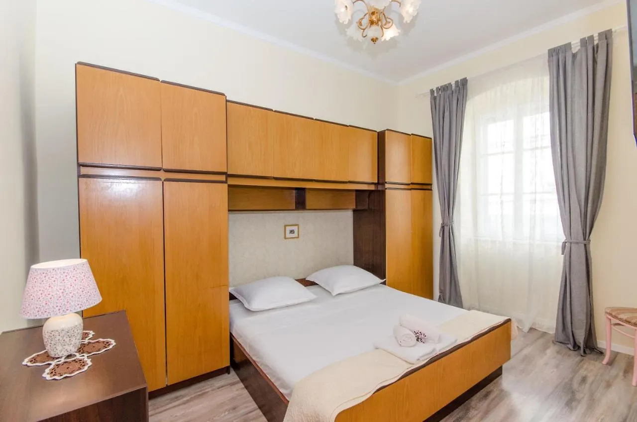 “Feel At Home” Apartment Split Croatia